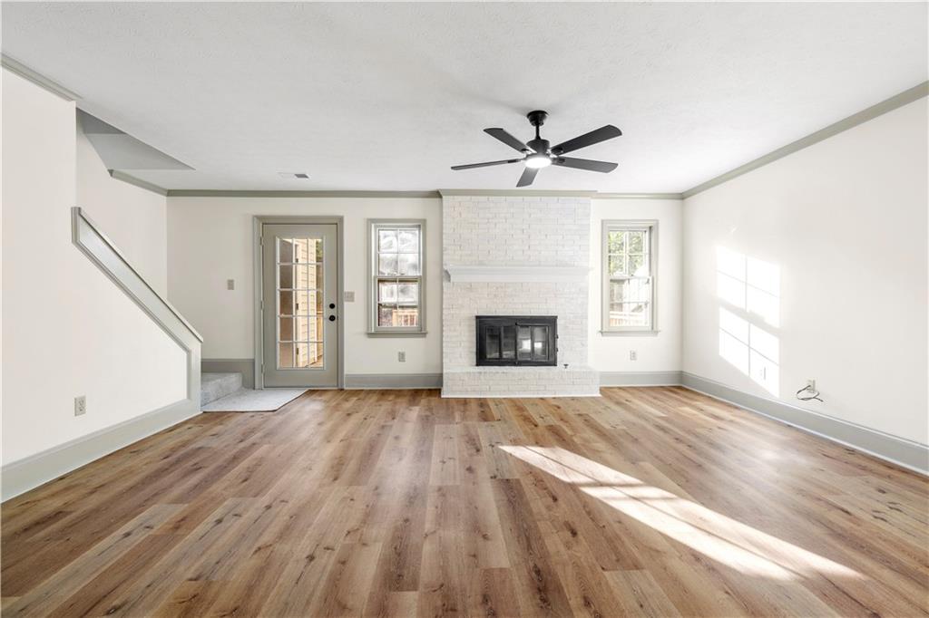 260 Shaded Oaks Lane SE
