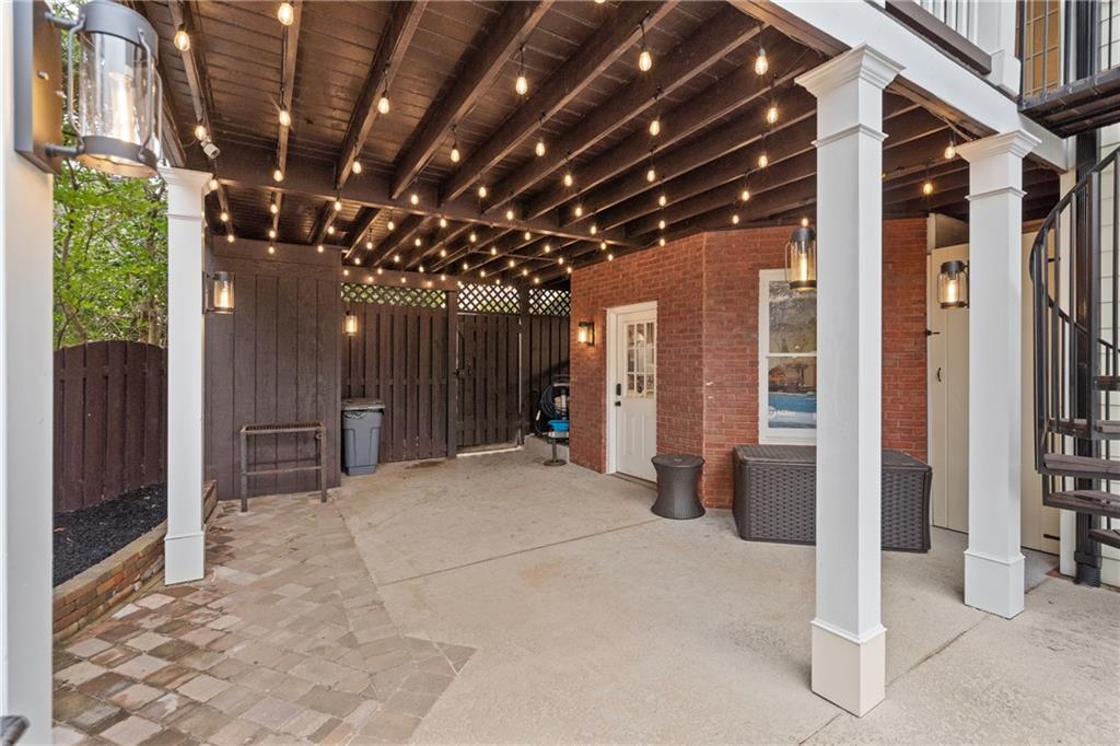 720 Weybridge Place