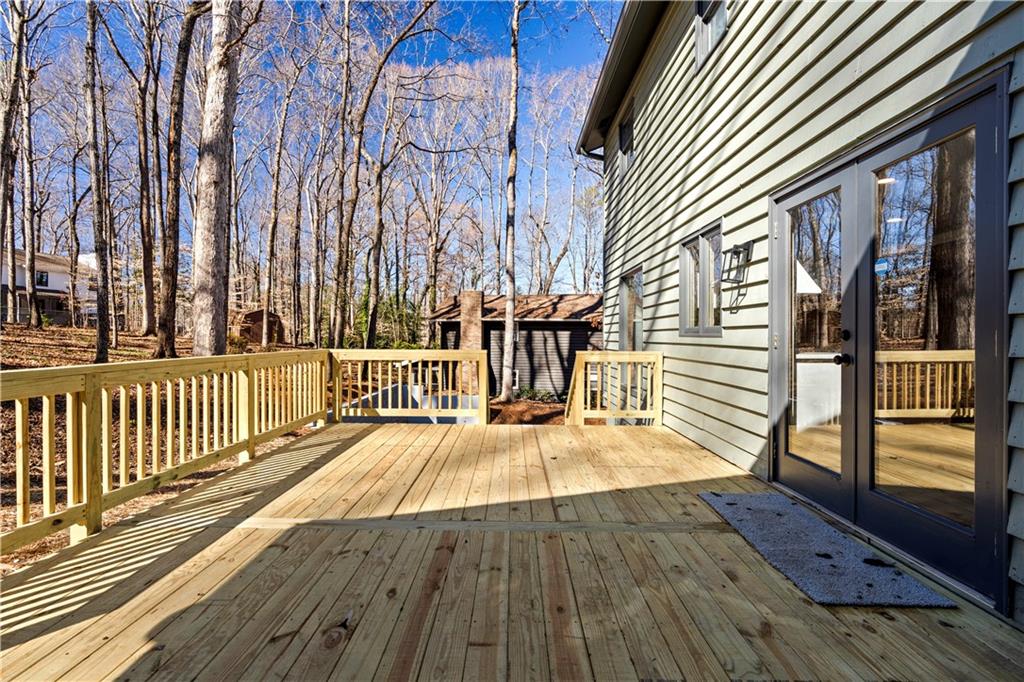 117 Holt Road NE