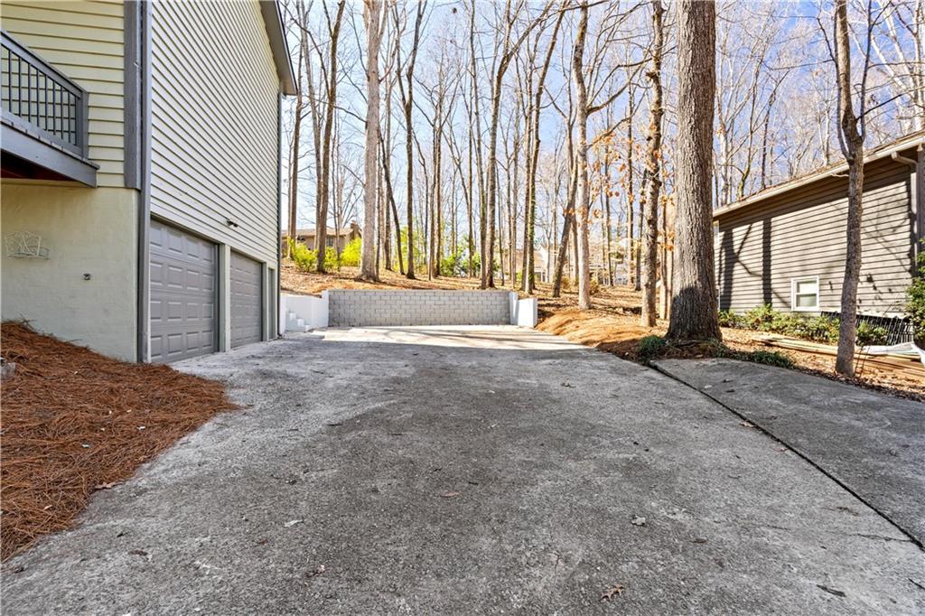 117 Holt Road NE