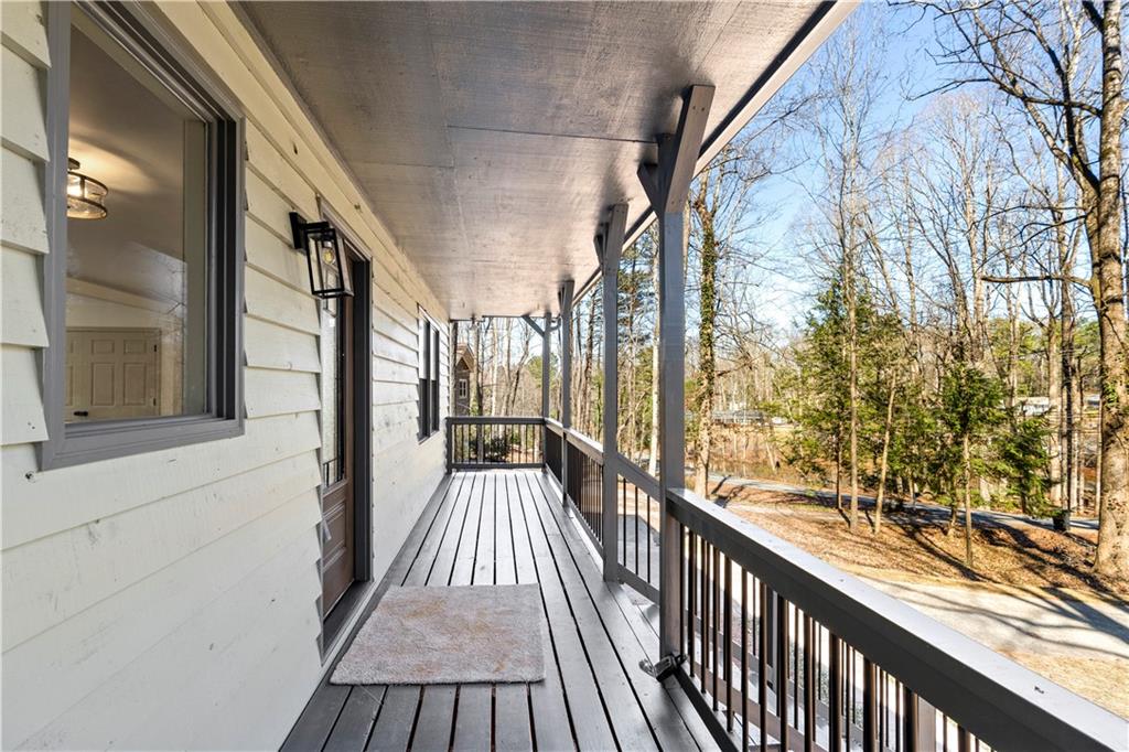 117 Holt Road NE