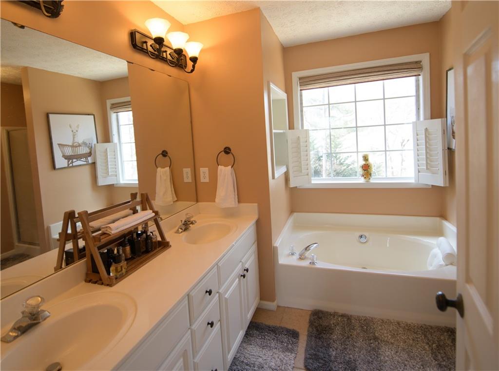 392 Summerfield Crossing