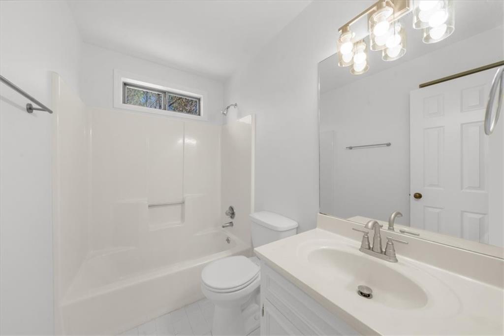 1655 Pine Ridge Circle