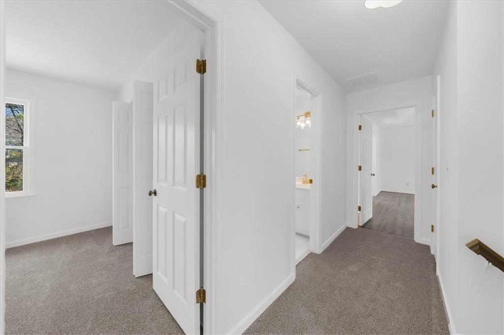 1655 Pine Ridge Circle