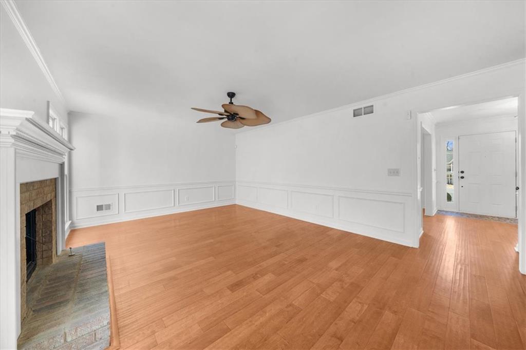 1655 Pine Ridge Circle