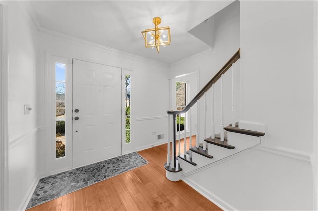 1655 Pine Ridge Circle
