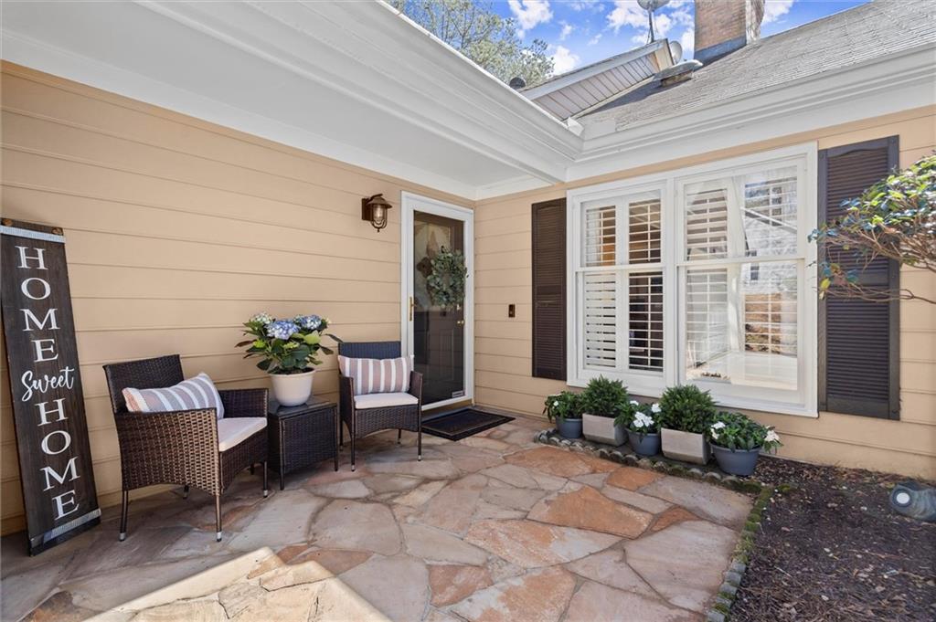 108 Great Oaks Lane