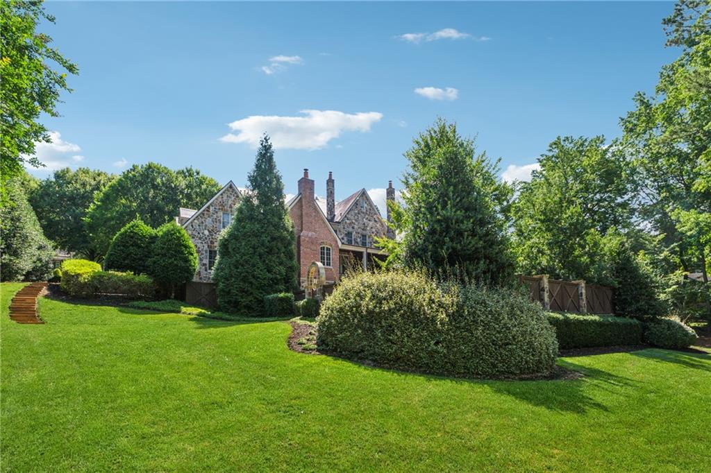 13940 Haystack Lane