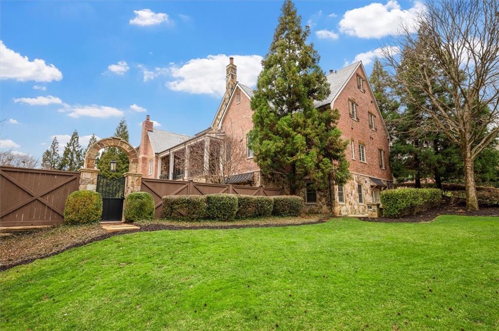 13940 Haystack Lane