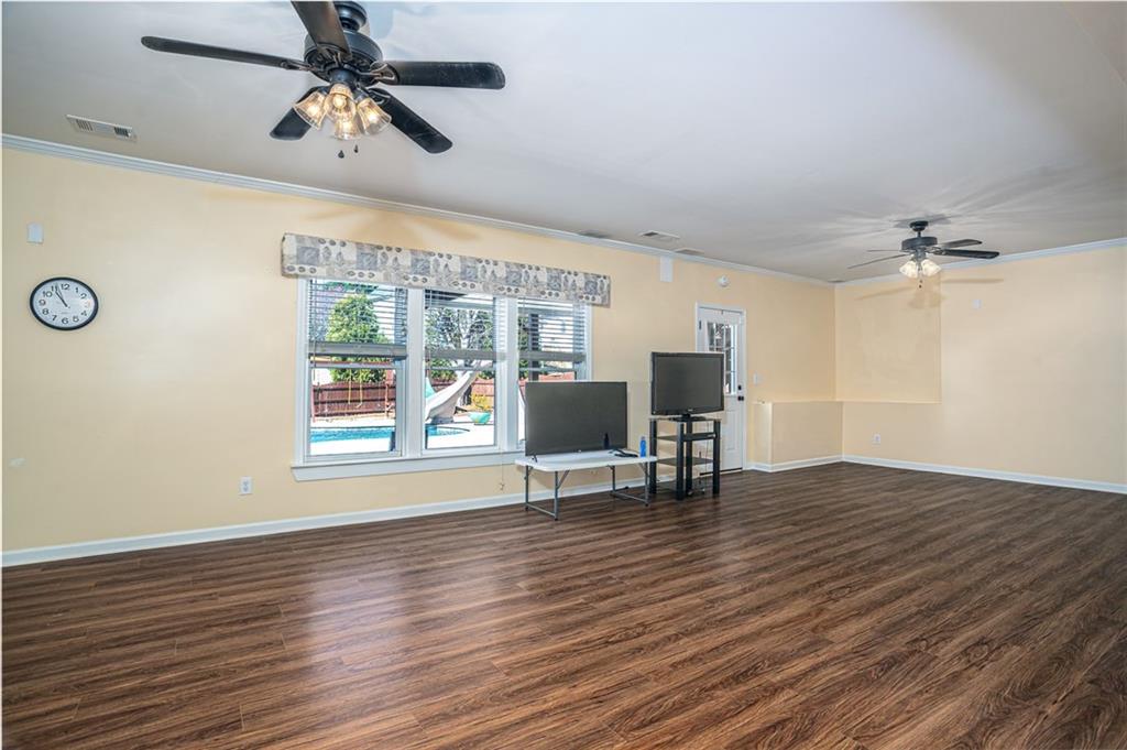2520 Cross Springs Drive