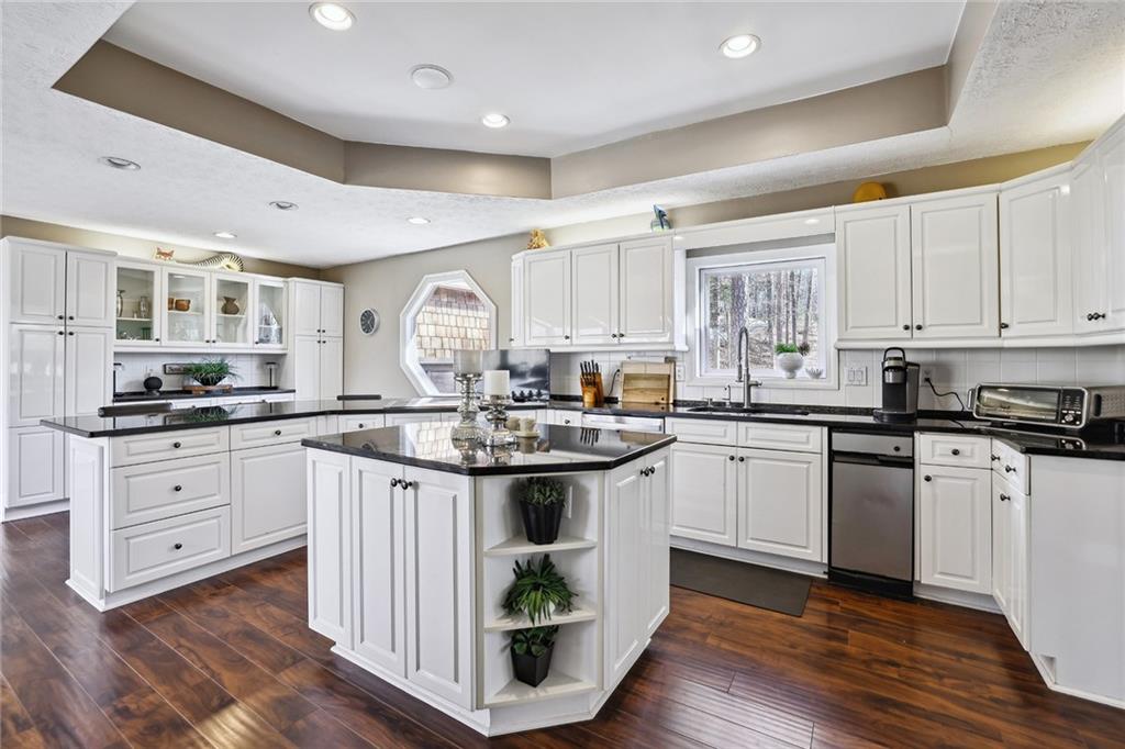 935 Pine Grove Pointe Drive