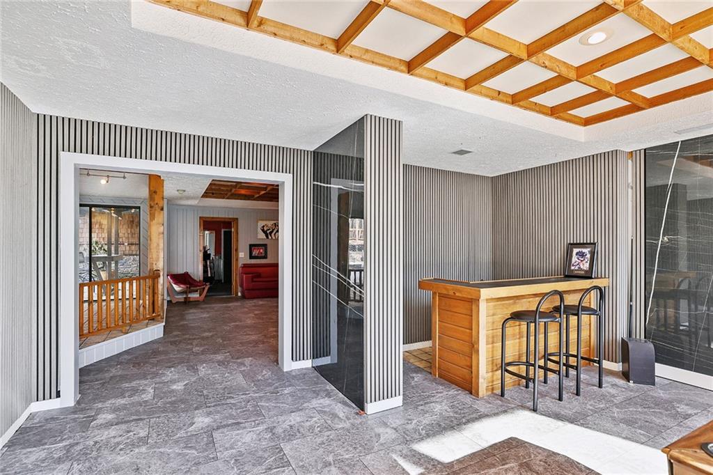 935 Pine Grove Pointe Drive