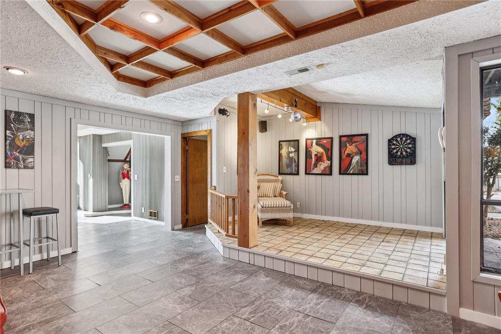 935 Pine Grove Pointe Drive