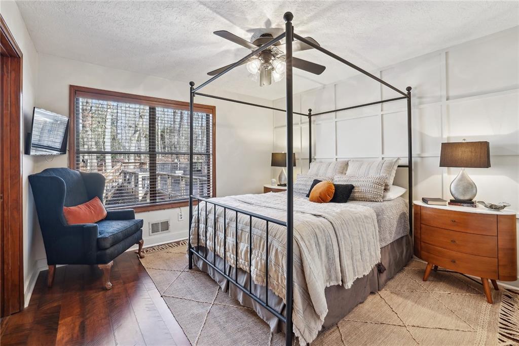 935 Pine Grove Pointe Drive