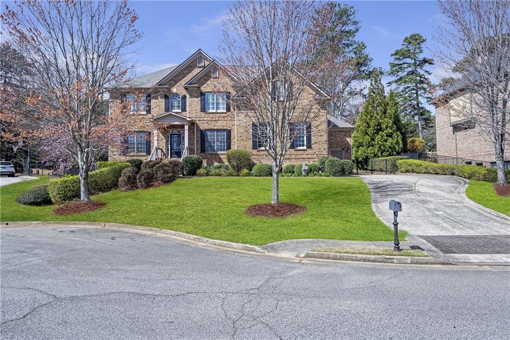 2555 Weddington Ridge NE