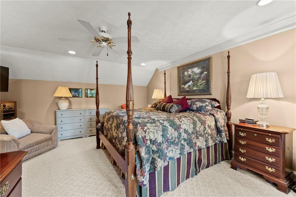 9930 Misty Cove Lane
