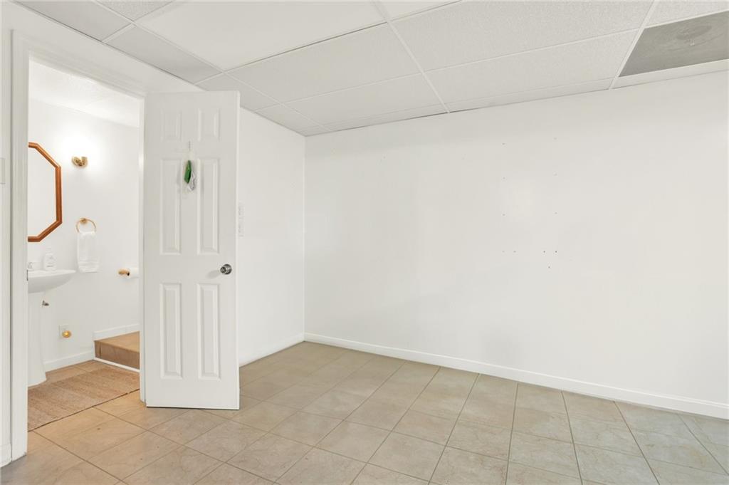 907 Missy Lane