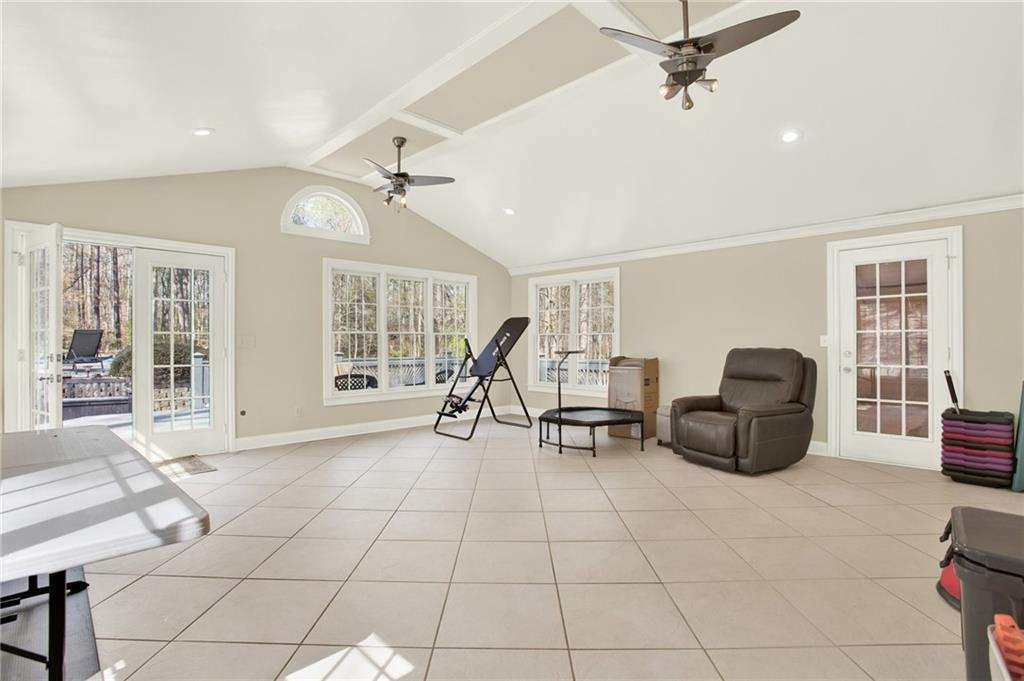 907 Missy Lane