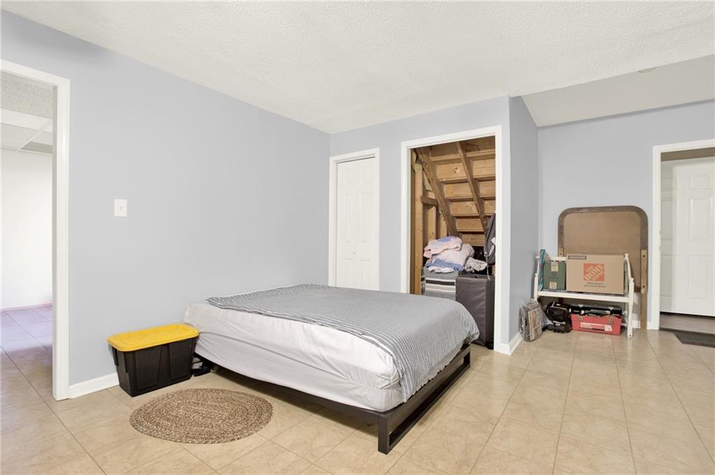 907 Missy Lane
