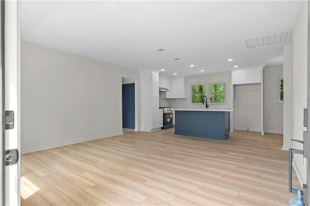 1958 Calvary Hill Court SW