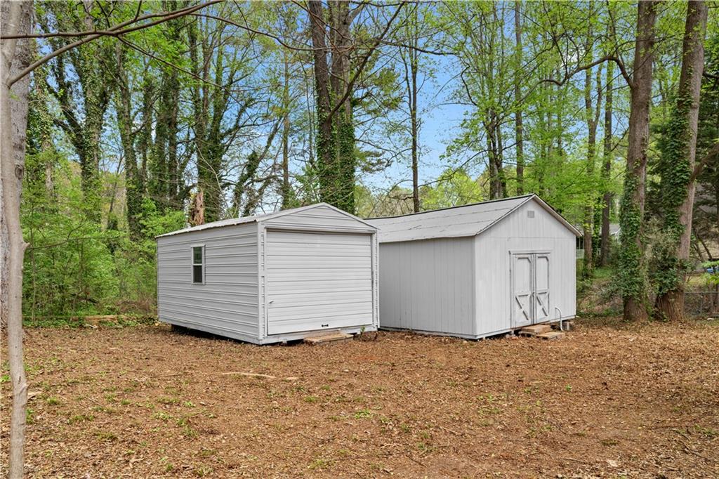 1958 Calvary Hill Court SW