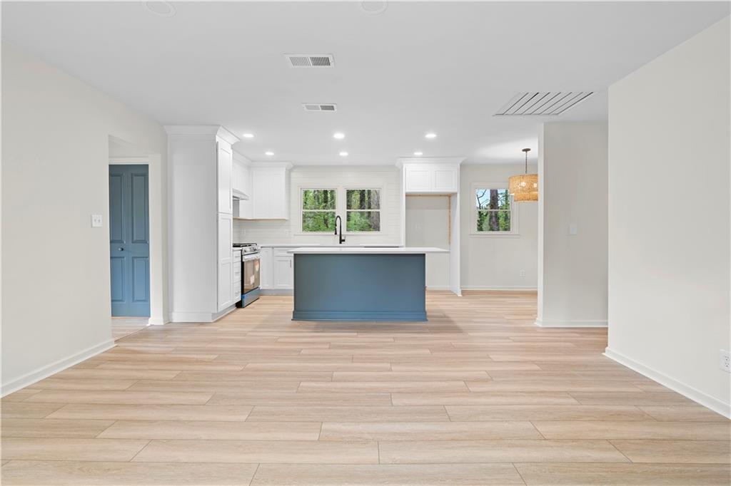 1958 Calvary Hill Court SW