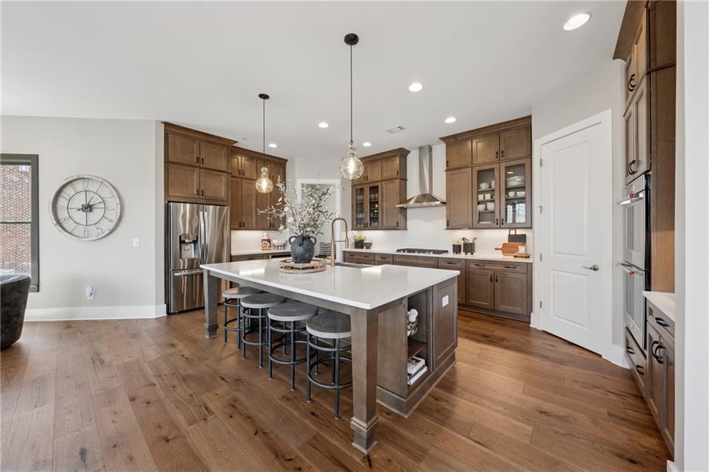 13415 Bishops Court