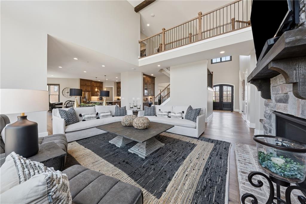 13415 Bishops Court