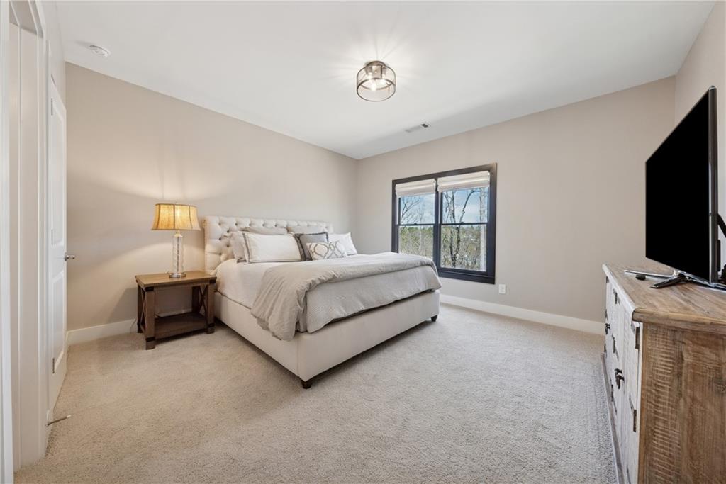 13415 Bishops Court