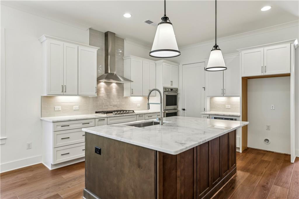 67 Knollwood Court