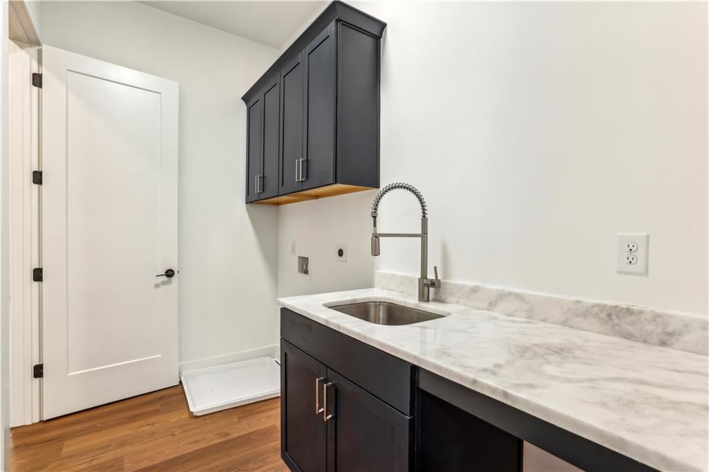 67 Knollwood Court