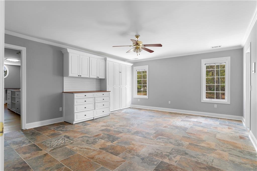 1350 Blackwell Road
