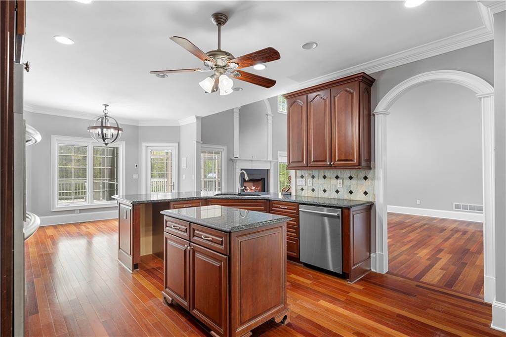 1350 Blackwell Road