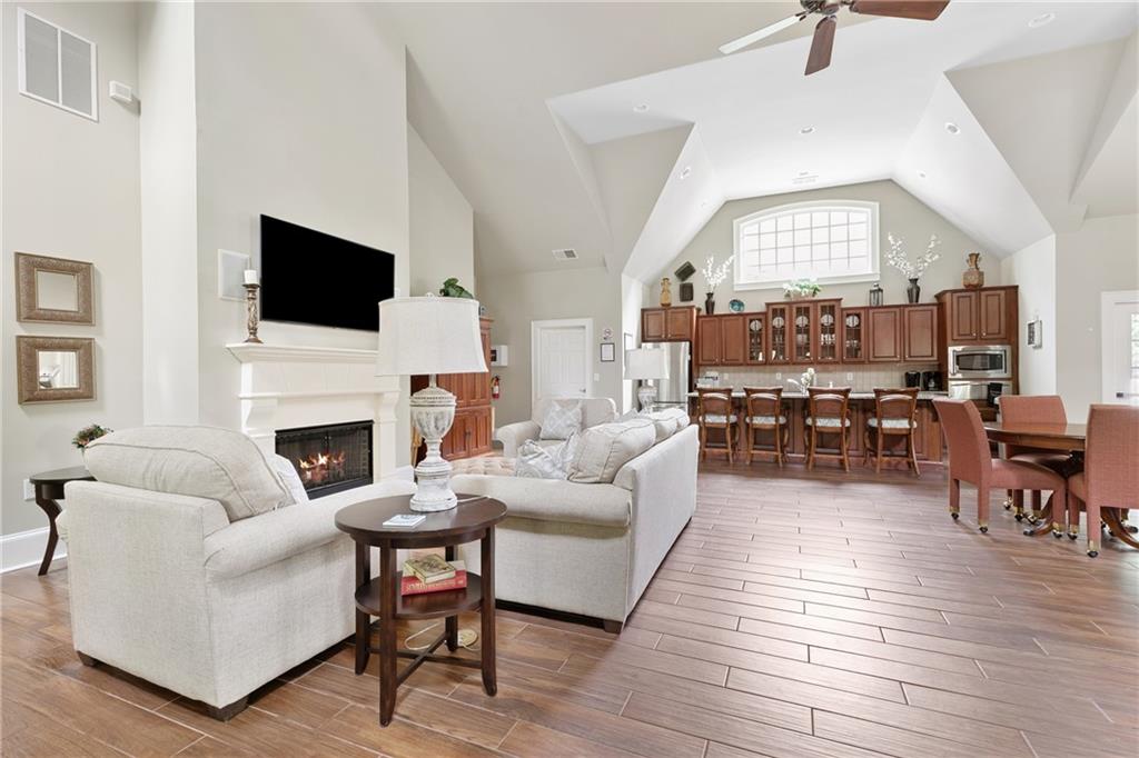 120 Chastain Road NW Unit 608