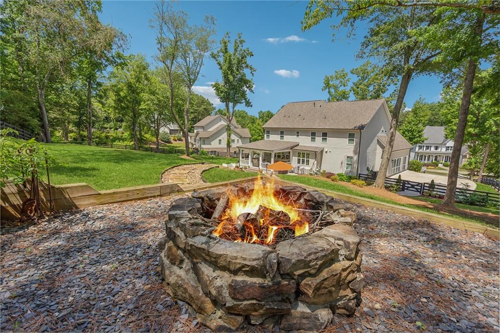 110 White Oak Trail