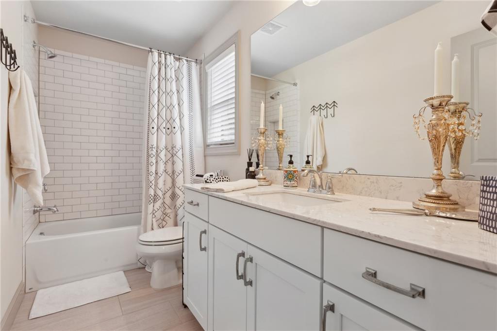 110 White Oak Trail