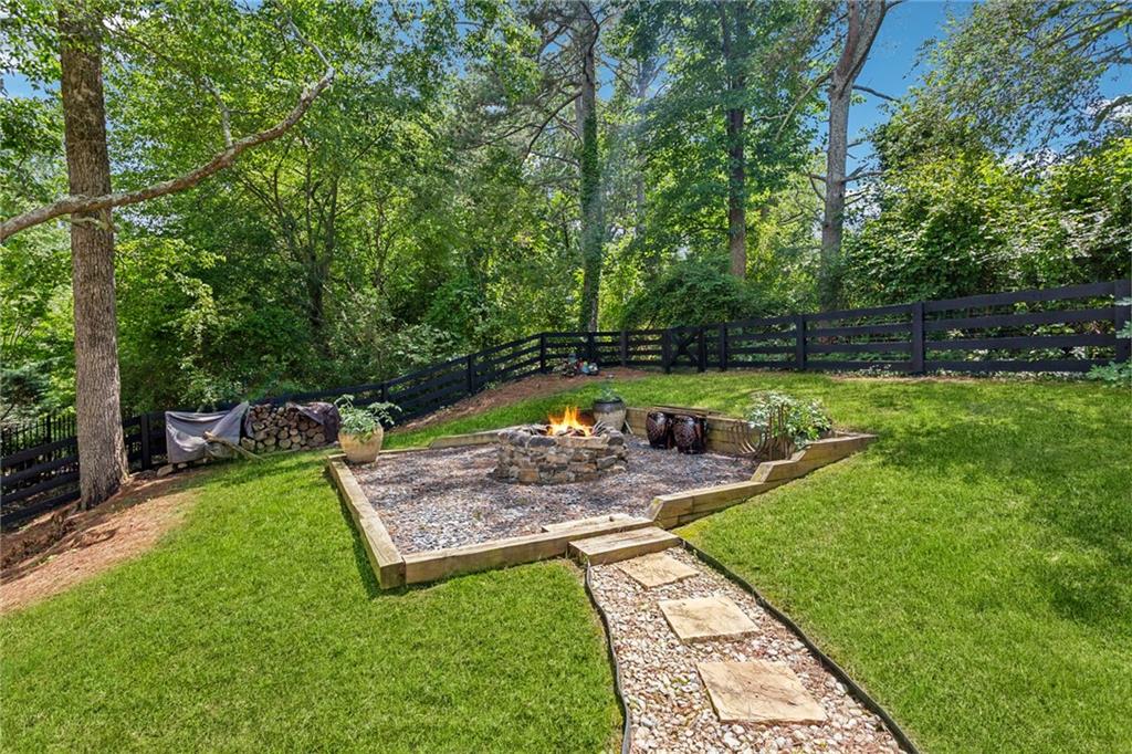 110 White Oak Trail
