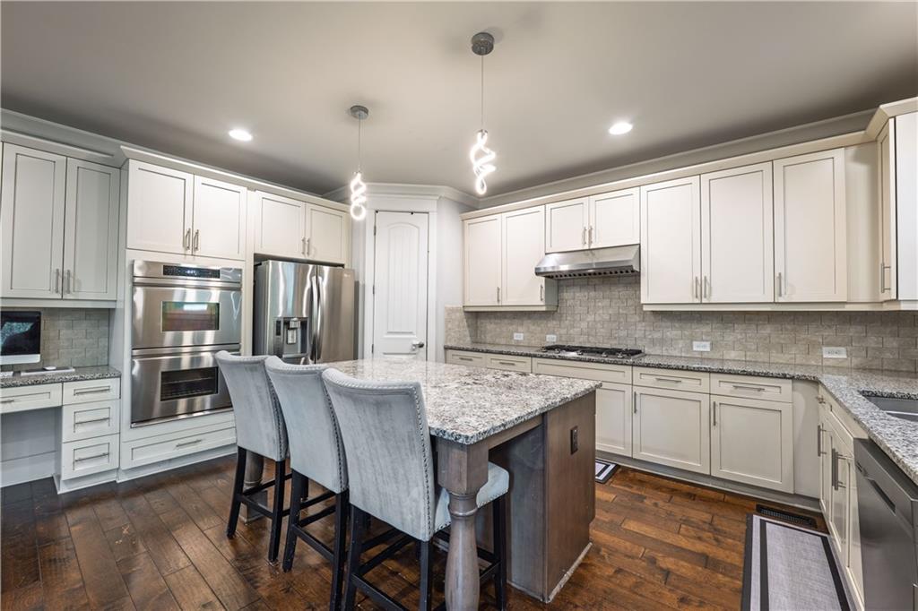 2270 Abbey Cove Court