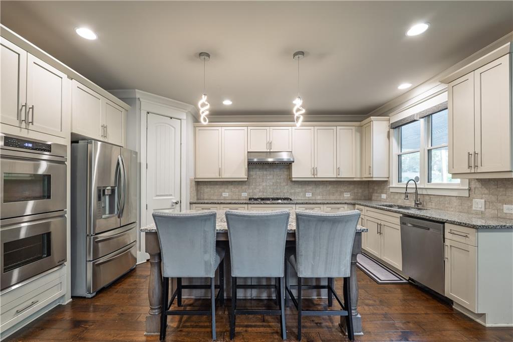 2270 Abbey Cove Court