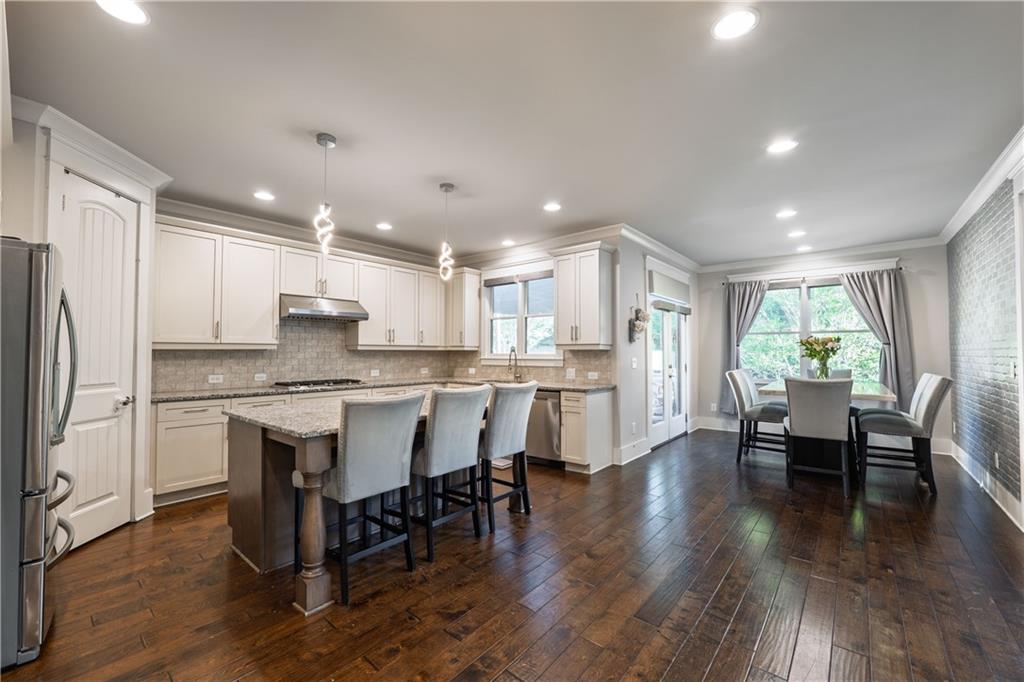 2270 Abbey Cove Court