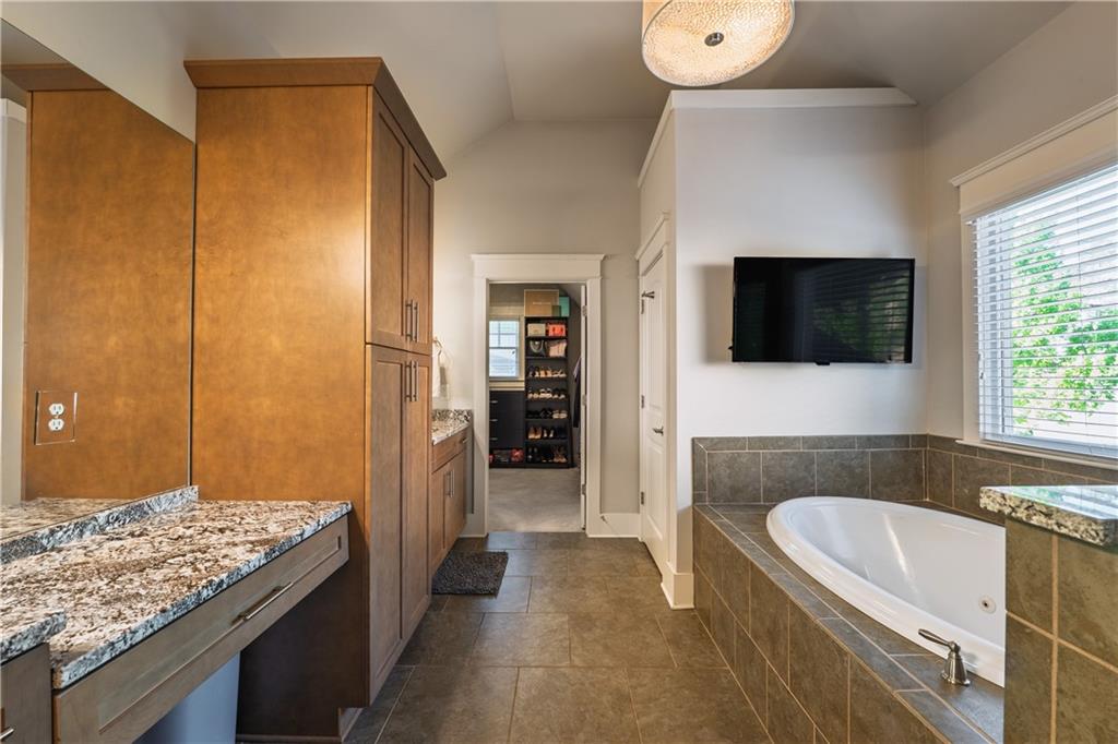 2270 Abbey Cove Court
