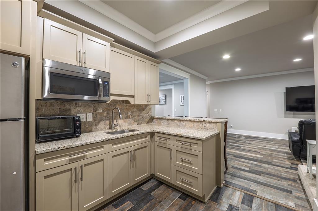 2270 Abbey Cove Court