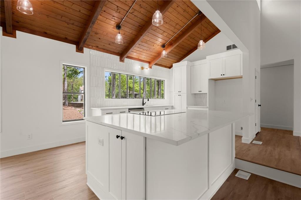 3510 Holliglen Drive