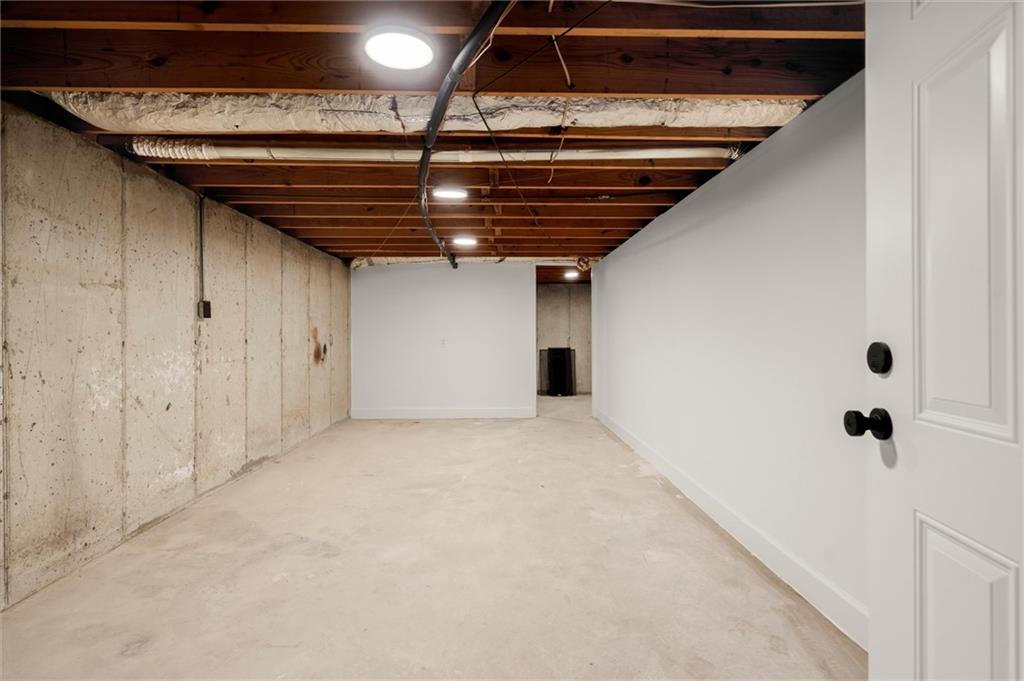3510 Holliglen Drive