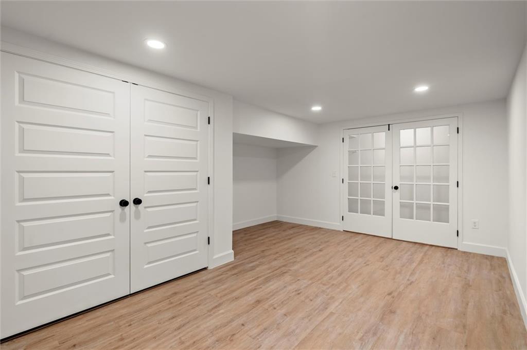 3510 Holliglen Drive