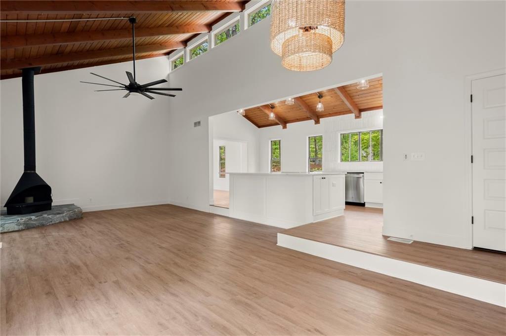 3510 Holliglen Drive