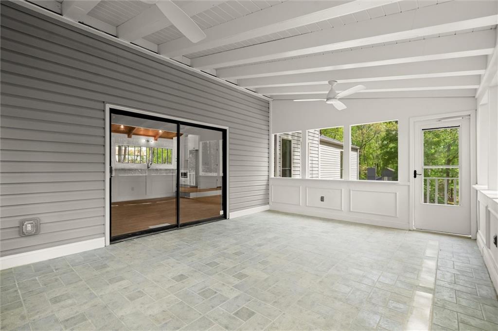 3510 Holliglen Drive