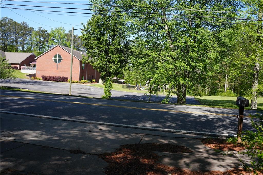 6086 Woodstock Road