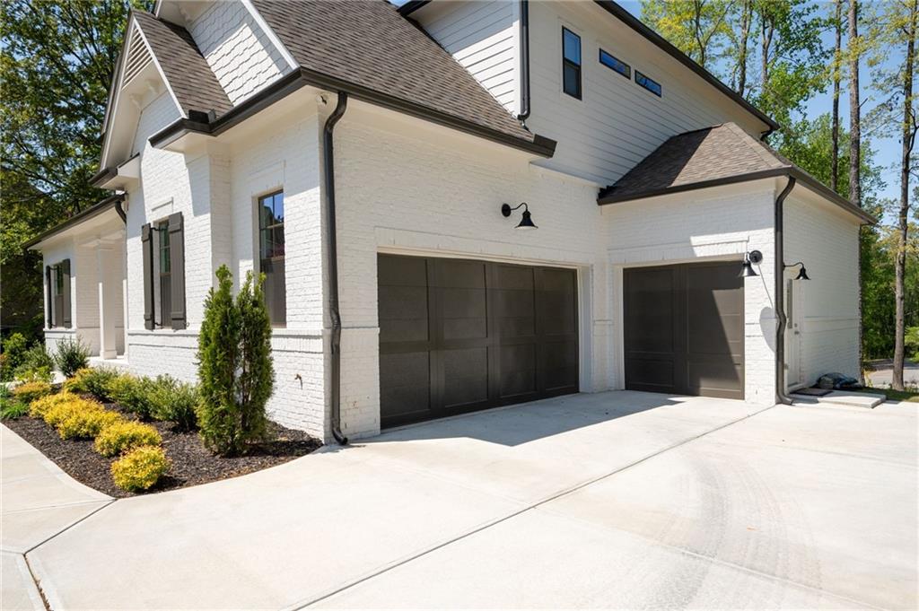 5041 Canopy Drive