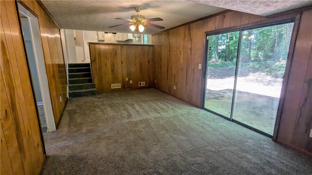 4402 Sebring Walk